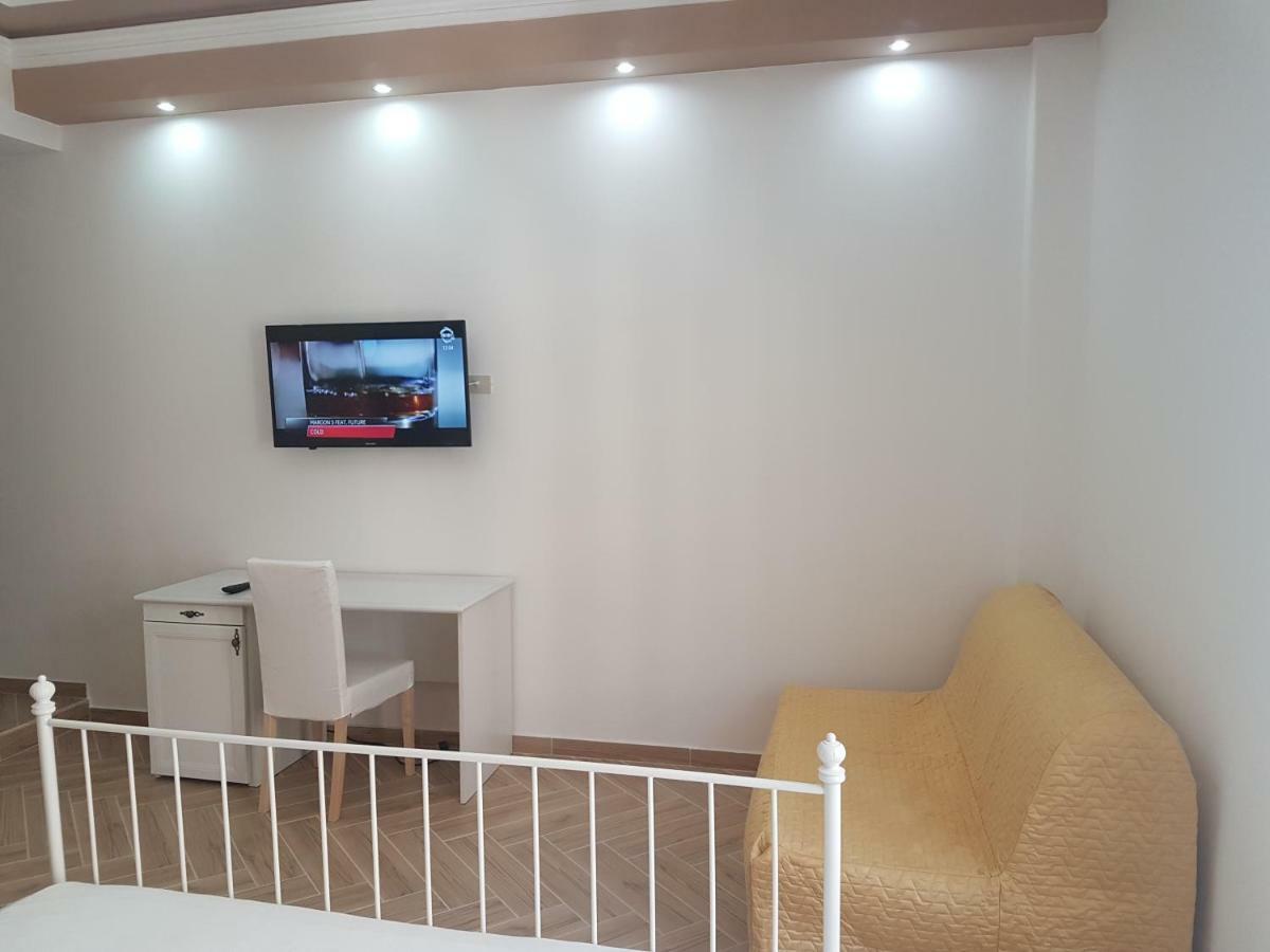 Bed and Breakfast Antichi Soffitti CTA Exterior foto