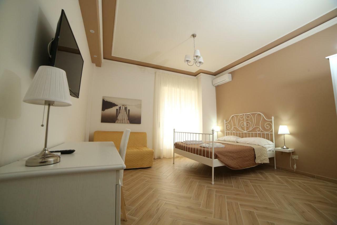 Bed and Breakfast Antichi Soffitti CTA Exterior foto